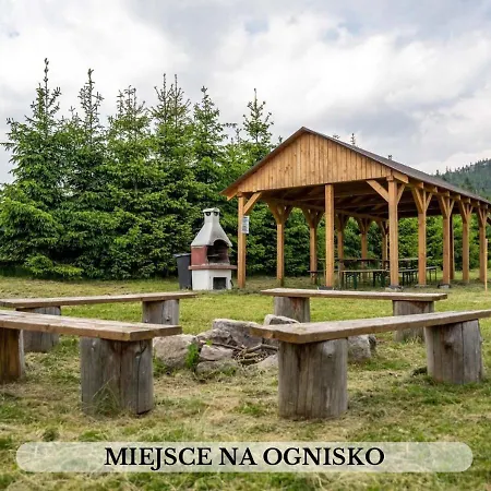 Michalowka I Деревянный коттедж Карлув