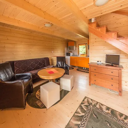 Michalowka I Jaktstuga Karlow